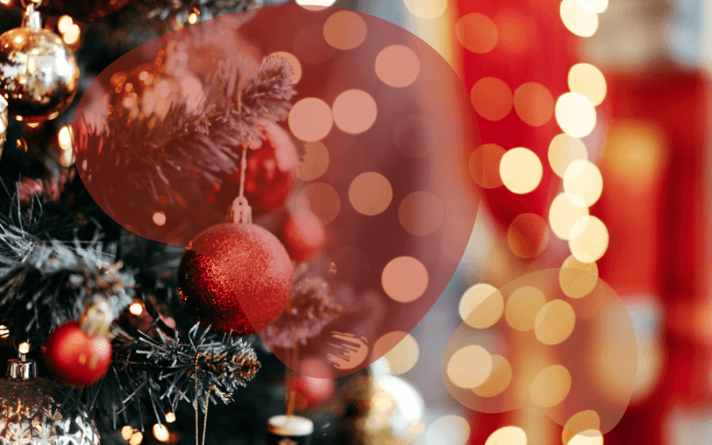 You are currently viewing 7 Subtle Holiday Decorating Mistakes Designers Wish You’d Stop Making